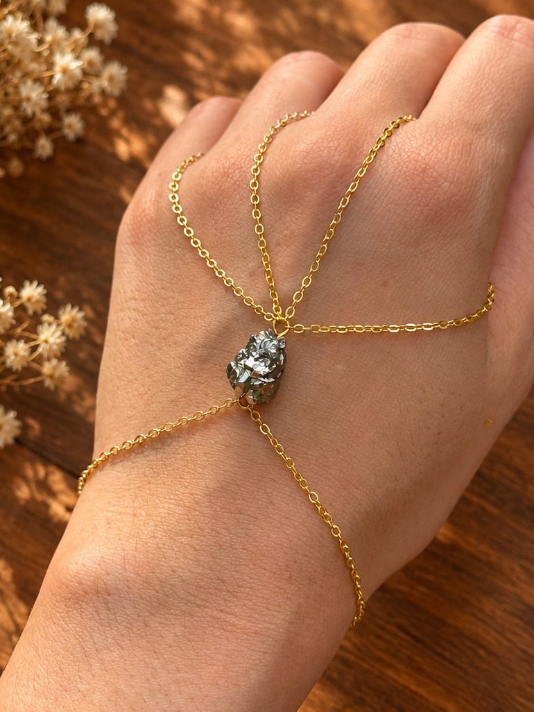 Handchain de Pirita no banho de Ouro