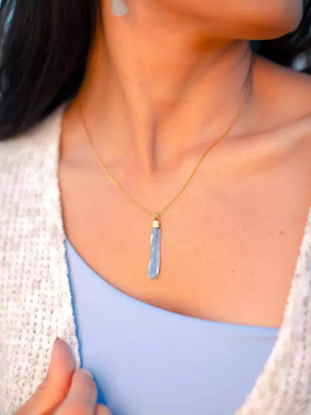 Colar de Cianita Azul