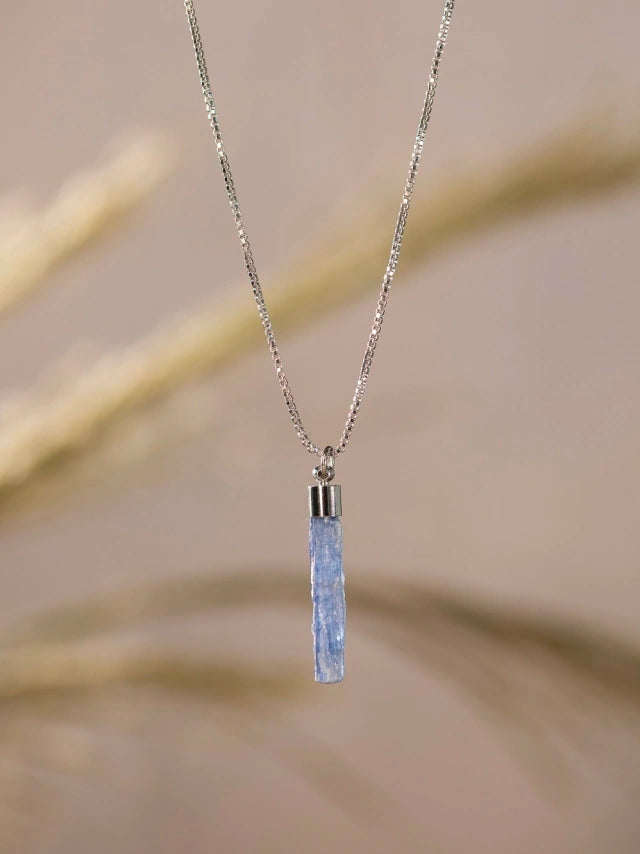 Colar de Cianita Azul