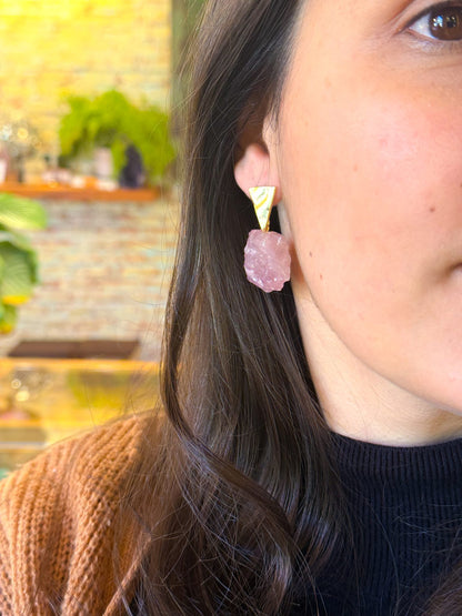 Brinco de Quartzo Rosa