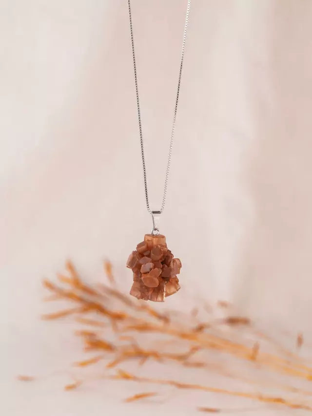 Colar de Aragonita Sputnik