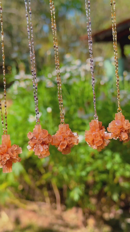 Colar de Aragonita Sputnik