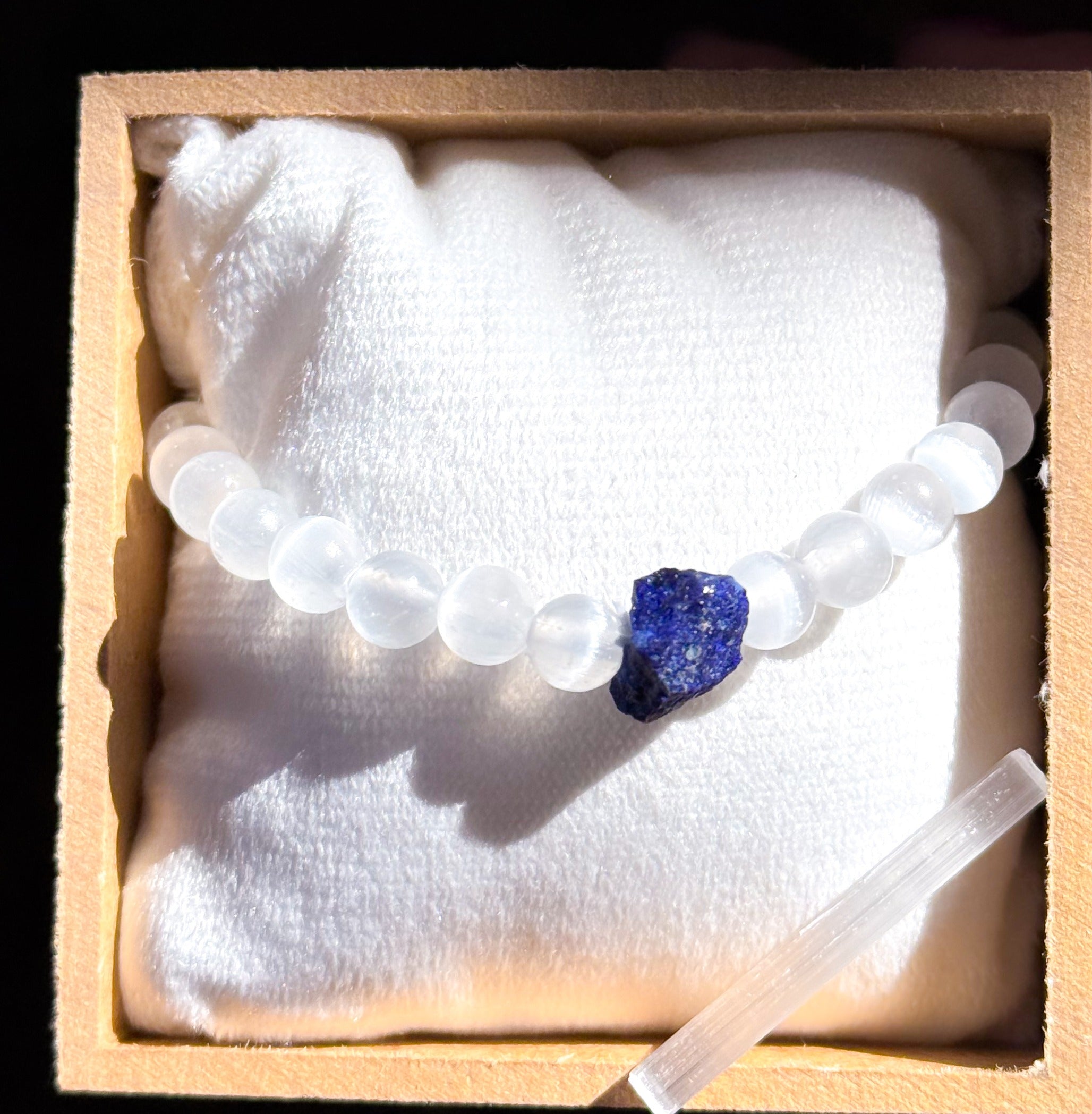 Pulseira masculina de Lápis-lazúli e Selenita